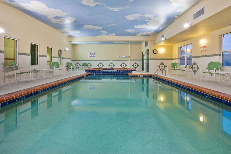 Sport & Beauty 5, Country Inn & Suites Valdosta, Lowndes