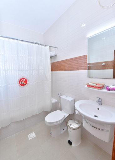 Bathroom, Al Bahjah Hotel, Seeb