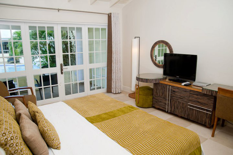 Bedroom 3, Island Inn