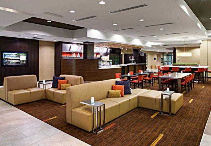 Public Area 2, Courtyard By Marriott, Middlesex