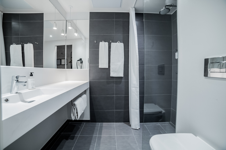 Bathroom, Four Points Flex by Sheraton Aalborg, Aalborg
