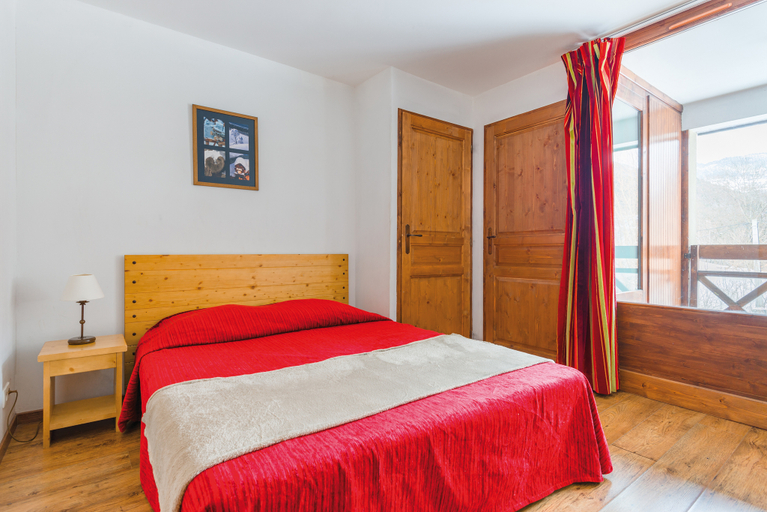 Bedroom 3, Lagrange Vacances Residence Cybele, Savoie