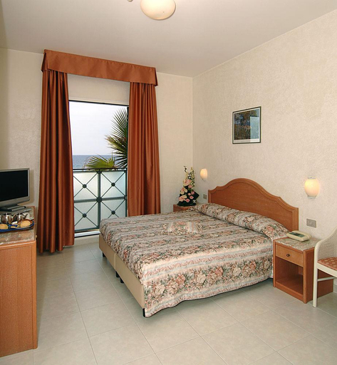 Bedroom 3, Piccolo Lido, Imperia