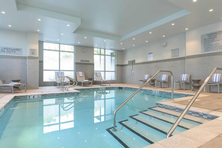 Sport & Beauty 3, Courtyard by Marriott Edgewater NYC Area, Bergen