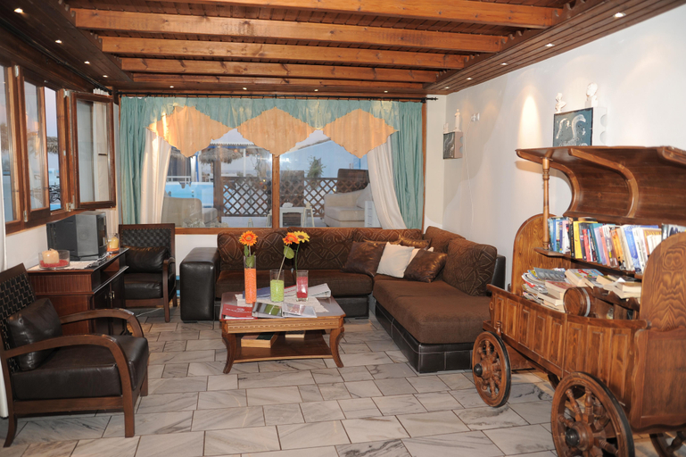 Public Area 3, Perissa Bay, South Aegean
