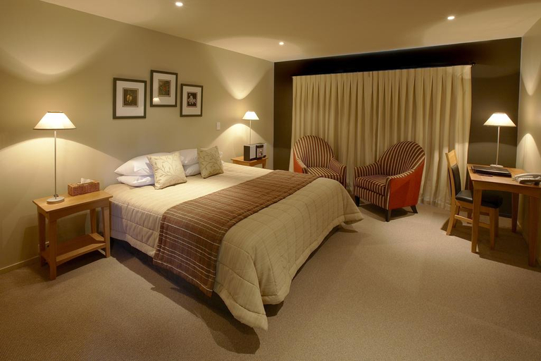 Bedroom 3, Te Weheka Hotel Fox Glacier, Westland