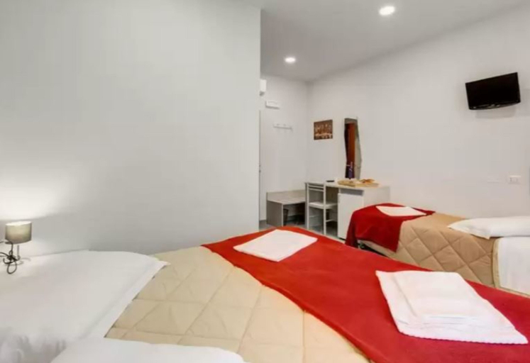 Bedroom 3, San Pietro Rooms, Rome