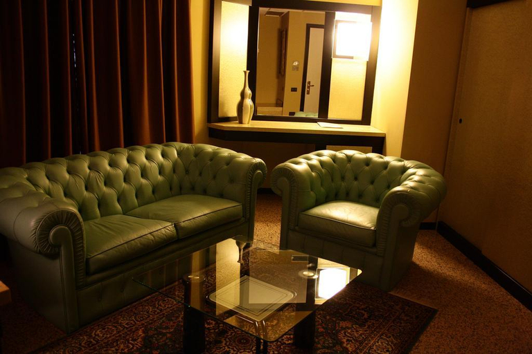 Public Area 3, Hotel Diamante Corbetta, Milano