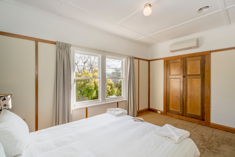 Bedroom 3, Tarraleah Estate, Central Highlands