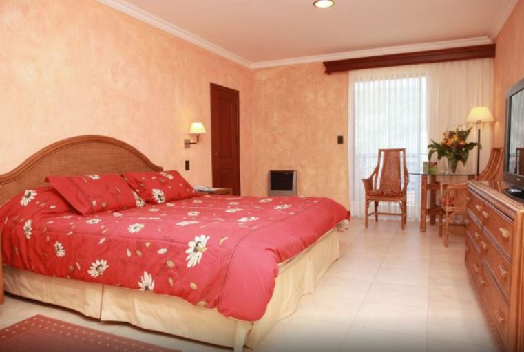 Bedroom 3, Los Parrales Hotel Resort, Cercado