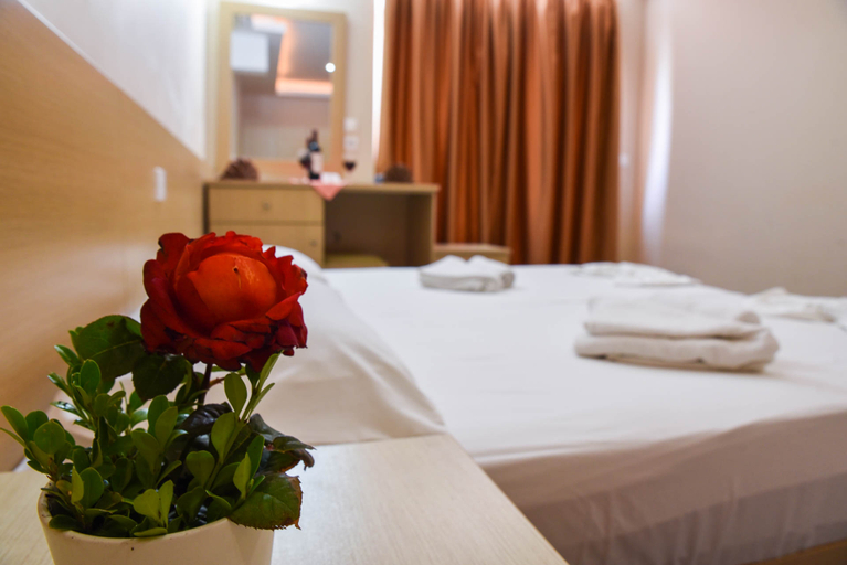 Bedroom 3, Sacallis Inn Beach Hotel, South Aegean