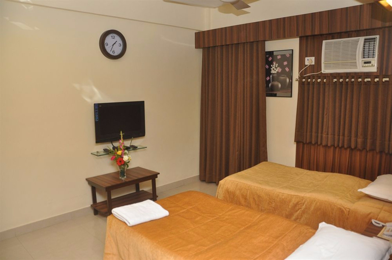 Public Area 3, Hotel Metro Palace, Mumbai Suburban