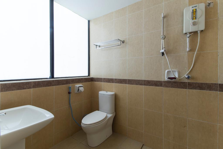 Bathroom 5, Puteri Ampang Hotel, Ampang