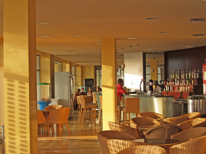Public Area 3, Roquetas Beach, Almería