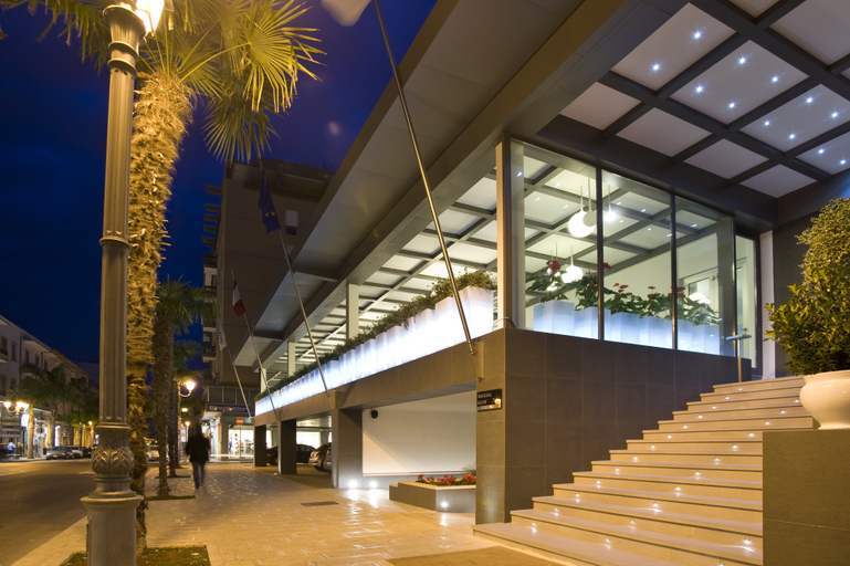 Public Area 3, Palazzo Virgilio, Brindisi