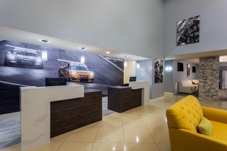Public Area 2, La Quinta Inn & Suites by Wyndham Sebring, Highlands
