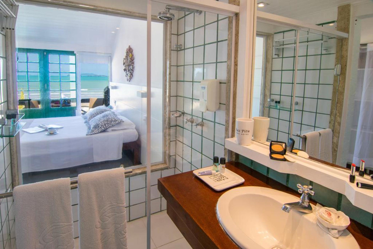 Bathroom 4, Chez Pitu Praia Hotel, Armação dos Búzios