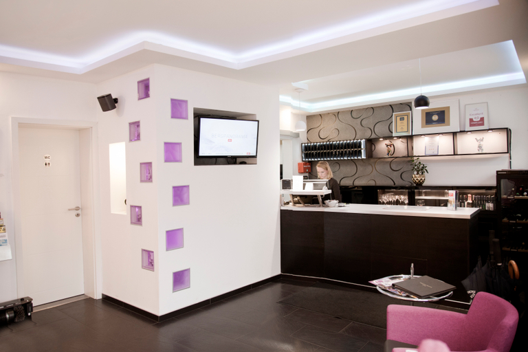 Public Area 3, Hotel Les Nations, Berlin