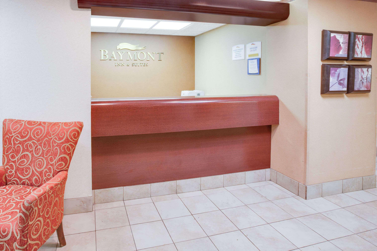 Public Area 2, Baymont by Wyndham Traverse City, Grand Traverse