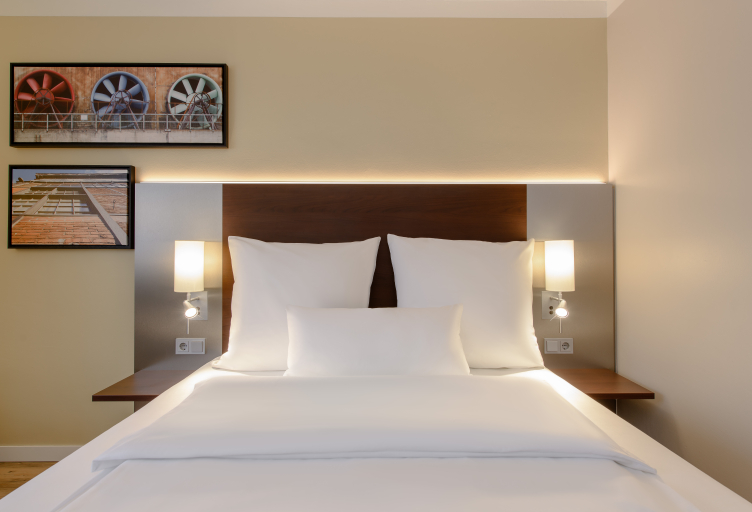 Bedroom 3, Mercure Hotel Duisburg City, Duisburg