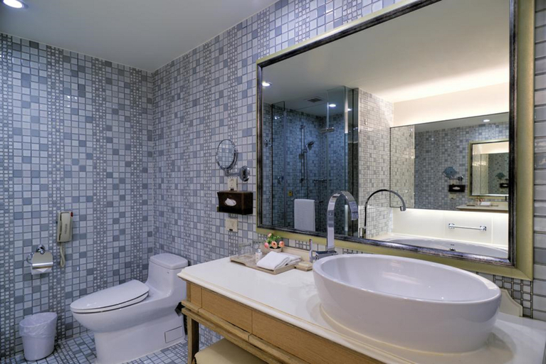 Bathroom 4, Chateau De Chine Sinjhuang, New Taipei City
