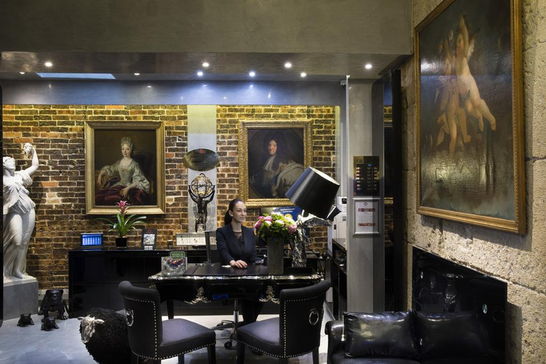 Public Area 3, Hotel Plaza Elysées, Paris
