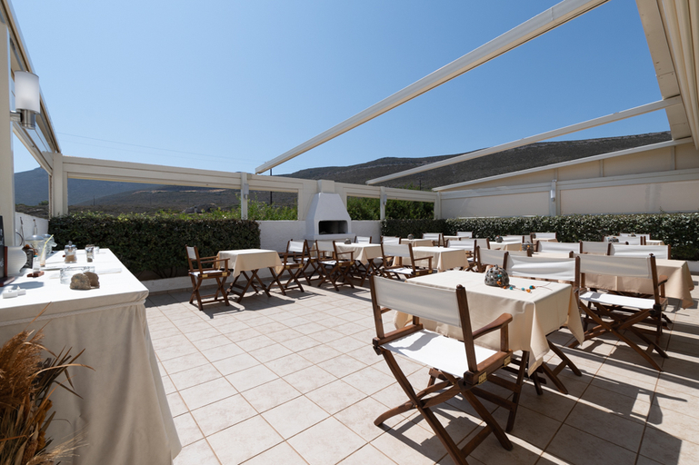 Food & Drinks 5, Porto Diakofti, Attica
