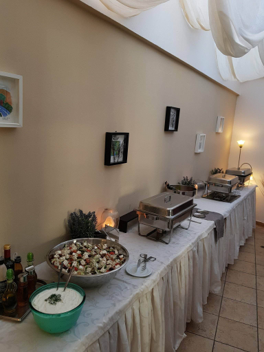 Food & Drinks 5, Amazones Sun, Crete
