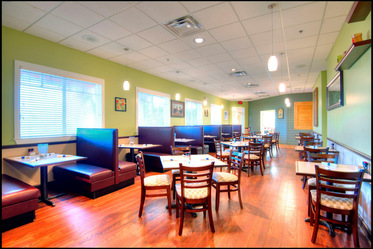 Food & Drinks 4, Bahama Bay Resort by Vacasa, Polk