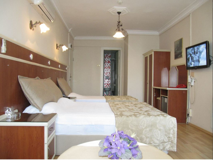 Bedroom 4, Ayvazali Hotel, Bergama