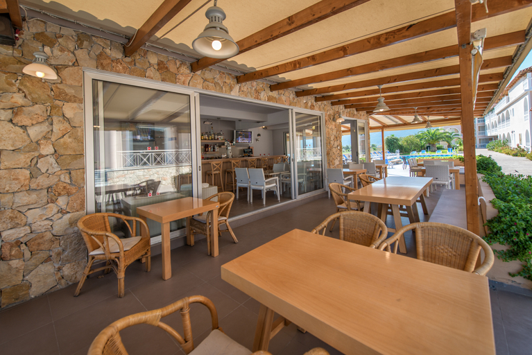Exterior & Views, Plessas Palace Aparthotel, Ionian Islands