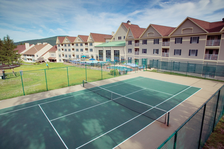 Sport & Beauty 2, Club Wyndham Bentley Brook, Berkshire