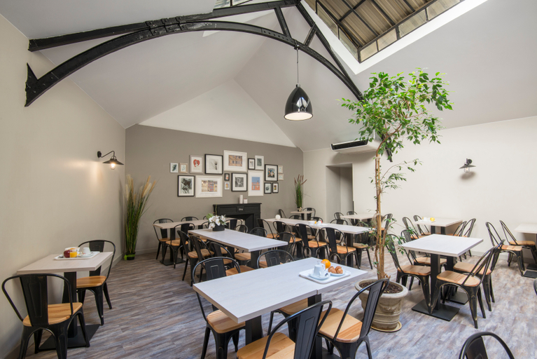 Food & Drinks 5, Hotel Saint Gothard, Alpes-Maritimes