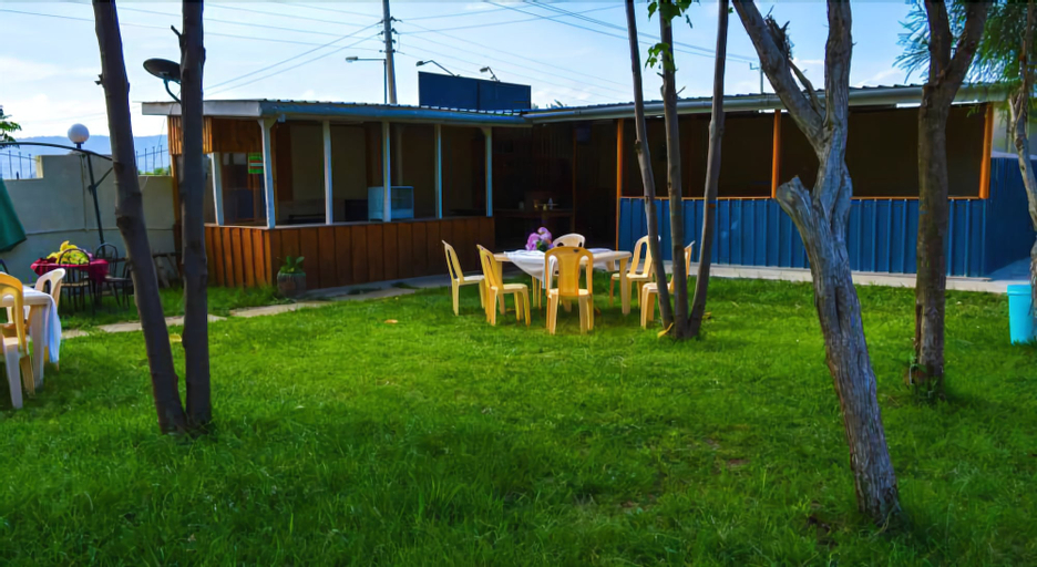 Orlando Guest Resort, Kilome