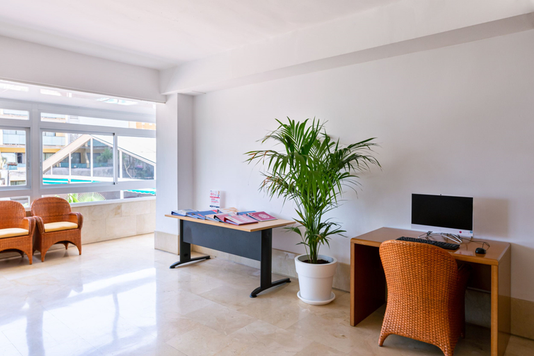 Public Area 2, JS Paradise Sport, Baleares