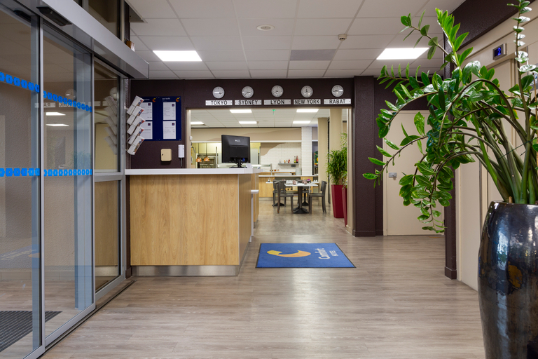 Public Area 3, Comfort Hotel Aeroport Lyon St Exupery, Rhône