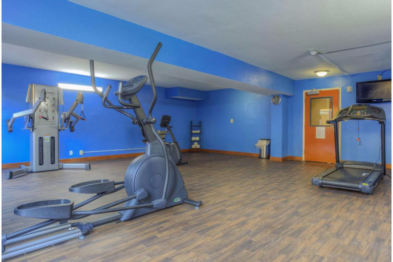 Sport & Beauty, Quality Inn & Suites, Hamilton