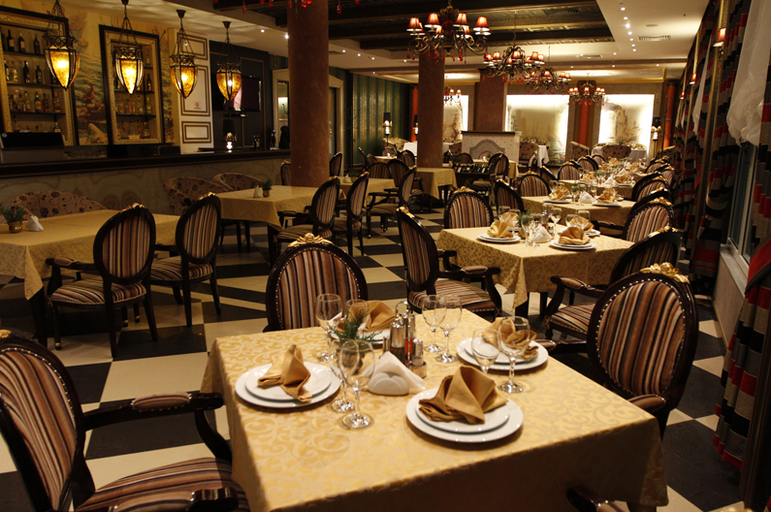 Food & Drinks 5, Bel Conti, Durrësit