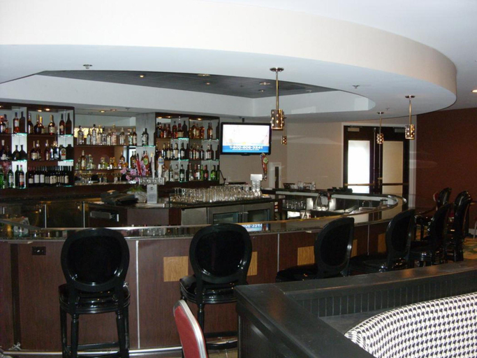 Food & Drinks 5, Wyndham Sacramento, Sacramento