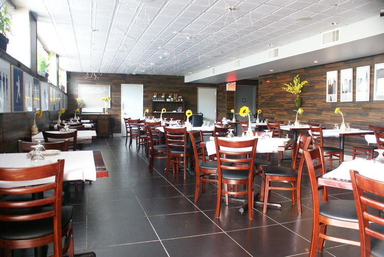 Food & Drinks 4, Wyndham Garden LIC Manhattan View, New York