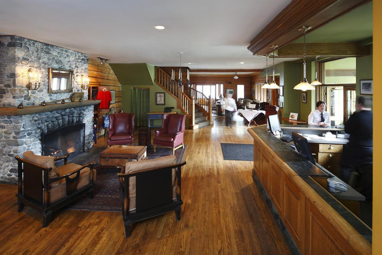 Public Area 2, Emerald Lake Lodge, Columbia-Shuswap