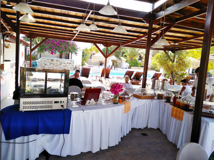 Food & Drinks 5, Summerland holiday's resort, South Aegean