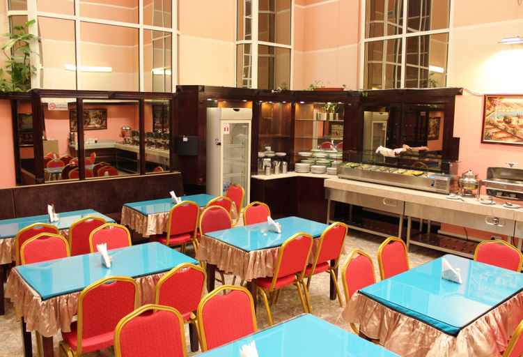 Food & Drinks 2, Mount Royal Hotel, Dubai