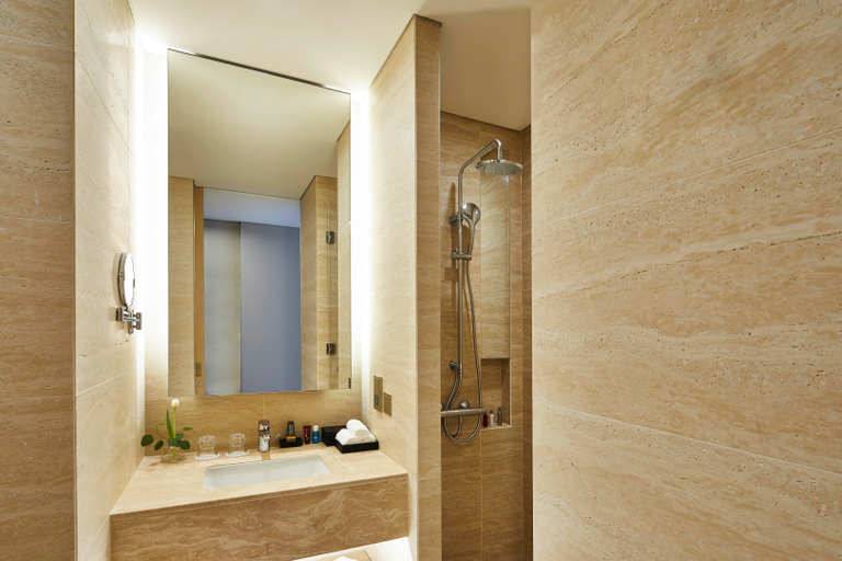 Bathroom 4, Jeju Shinhwa World Landing Resort, Seogwipo