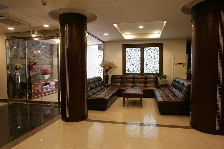 Public Area 2, Hill house Hotel, Jung