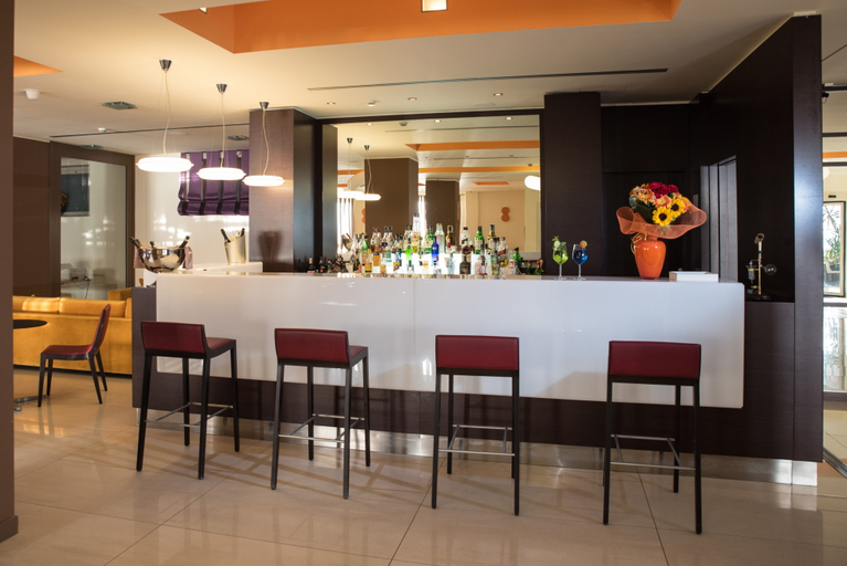 Public Area 4, Hotel Avalon Sikanì, Messina