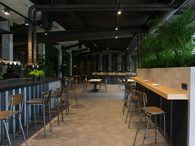Food & Drinks 5, Albergue Monte do Gozo, A Coruña