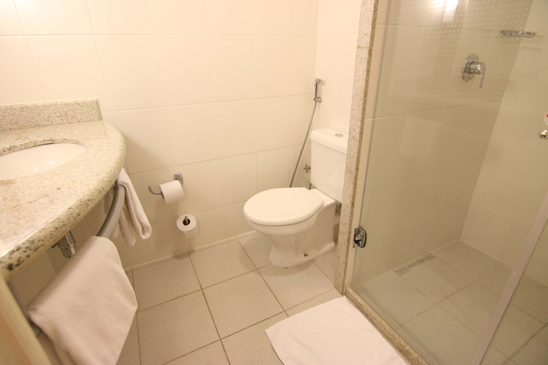 Bathroom 4, Samba Itaborai, Itaboraí