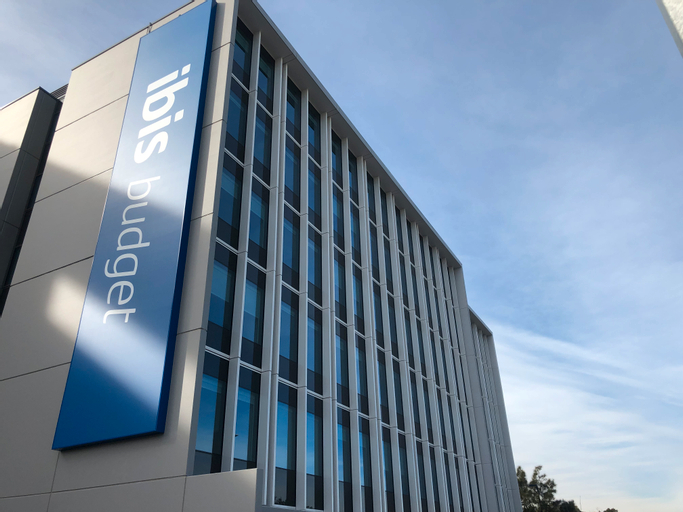 Exterior & Views 1, ibis budget Sydney Airport, Botany Bay