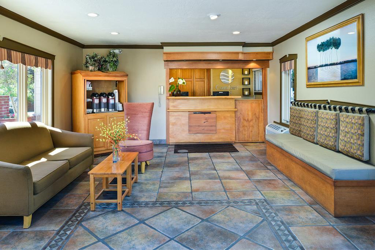 Public Area 2, The Inn at 1252, Monterey